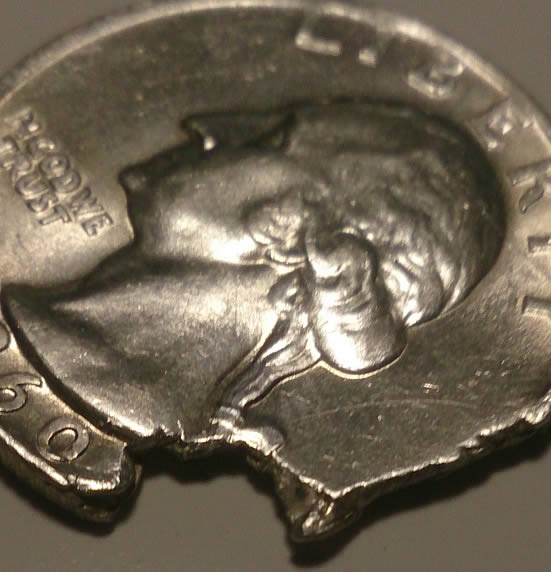 1960-D-Silver-Quarter-Drastic-Defective-Planchet